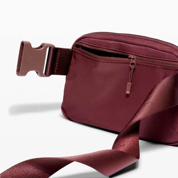 ❤️ Lululemon OG Everywhere Belt Bag - Savannah - Picture 8 of 8
